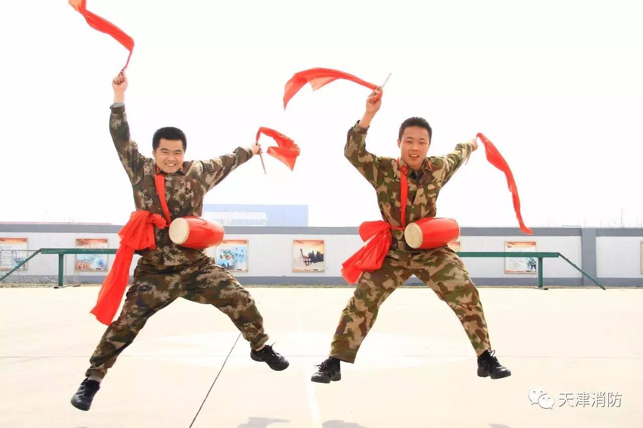 “随手拍寻找警营最美笑容”|摄影比赛作品展示(五)——《安塞腰鼓》组照