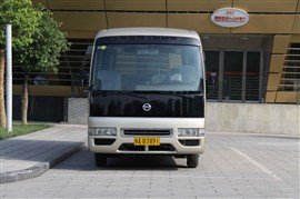 日产碧莲中巴客车怎么样碧莲尺寸动力实车解析