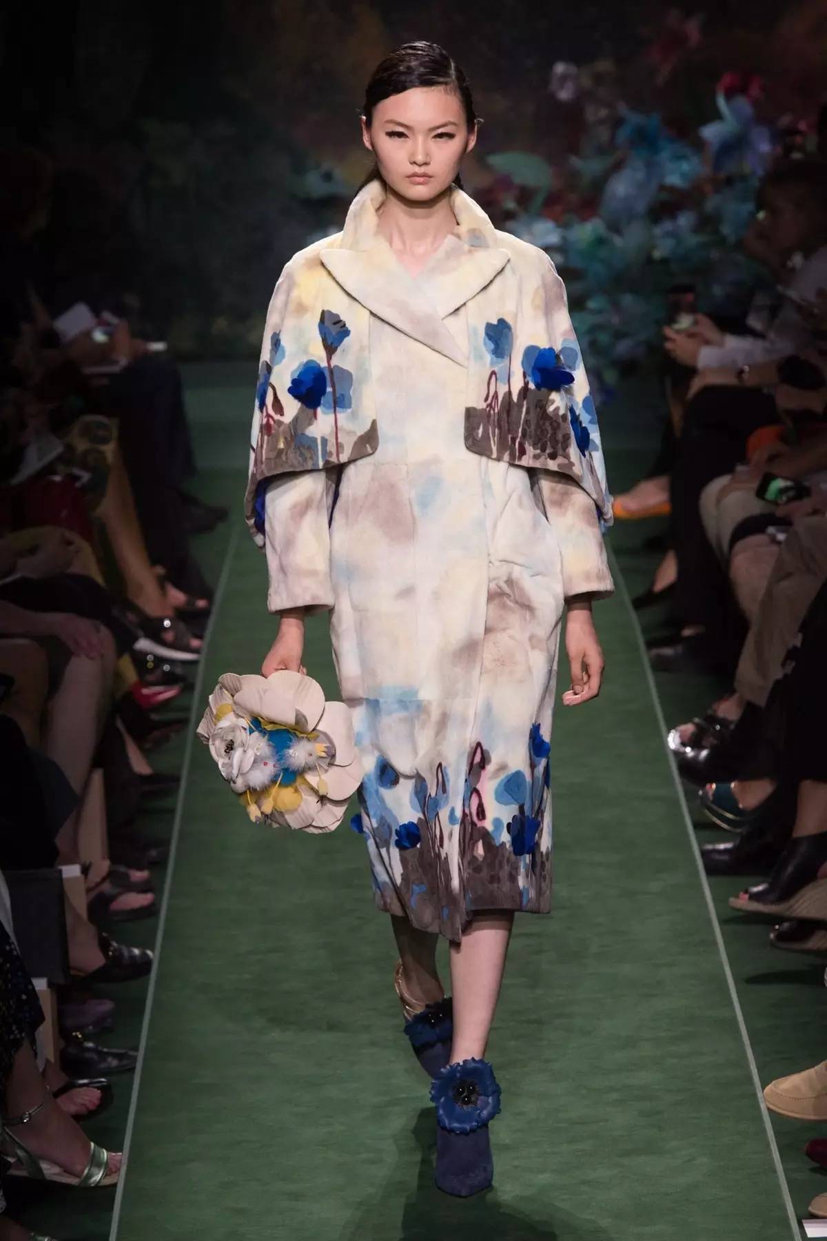 高定时装周,高定时装周童模秀