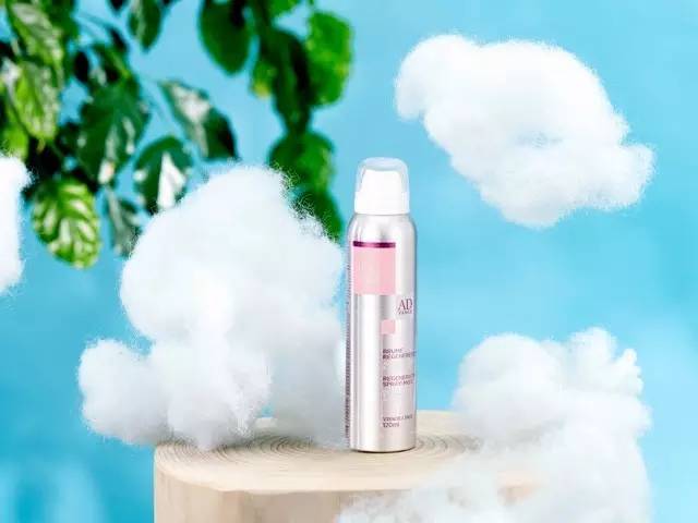 好物｜超细腻的玻尿酸喷雾，喷完仿佛满脸都是胶原蛋白