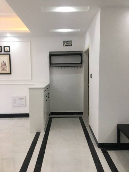 买楼房一楼的缺点,年轻人买一楼的房子好不好