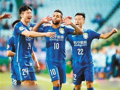 拉米雷斯两度扑救,拉米雷斯绝杀苏宁1-0