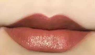 这个牌子的口红白菜价格，专柜品质，秀场模特都在用