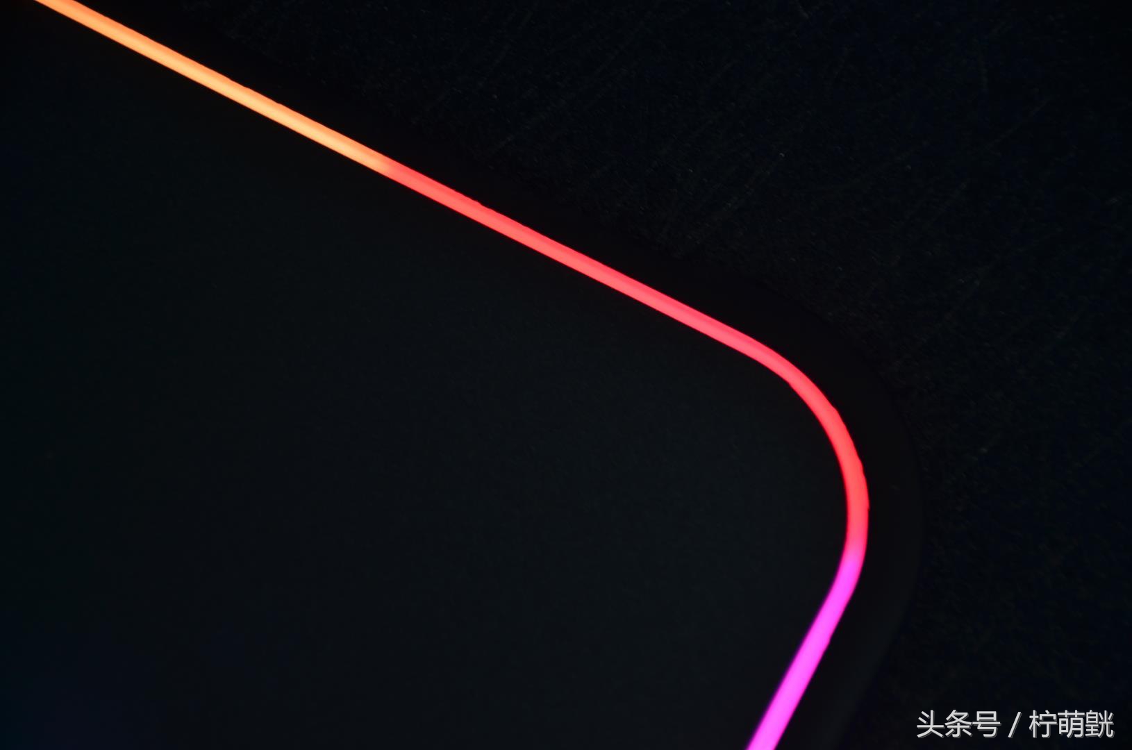 赛睿qck鼠标垫粗面,赛睿qckheavy鼠标垫是粗面吗