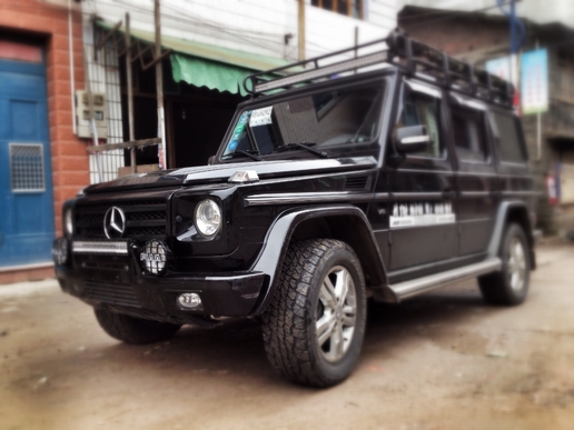 开着大通g50进藏,开奔驰g500去市区