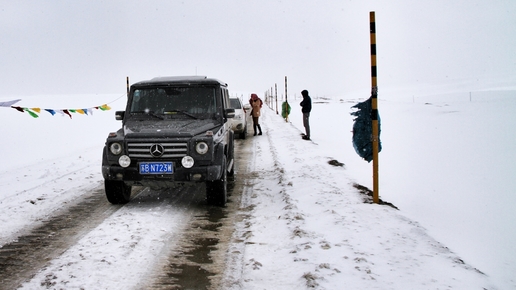 开着大通g50进藏,开奔驰g500去市区