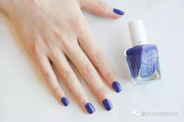 夏日冰透色指甲油,夏季指甲油又显白又霸气的颜色