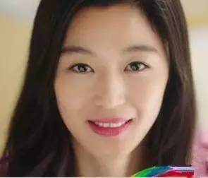 十大必买口红色号秋冬系列,今年最流行的两款口红颜色