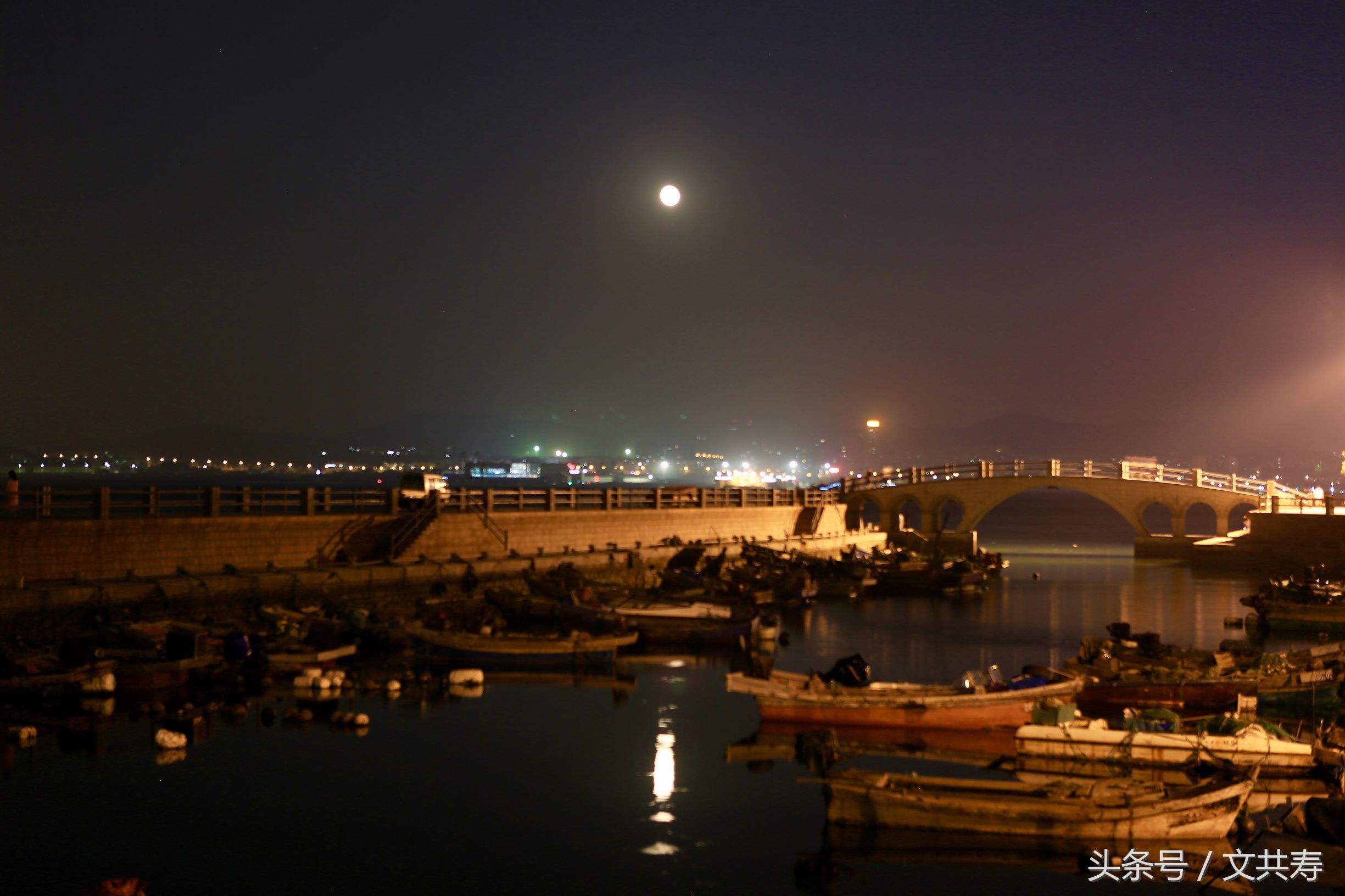 威海宛如梦幻的童话世界,威海雪夜风景