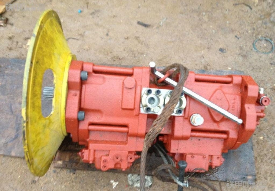 挖机液压泵安装注意事项,小挖机可以装大液压泵吗