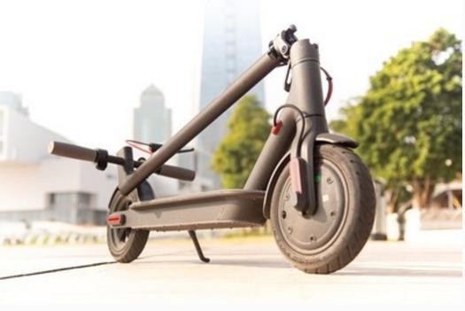 今天我飙车10公里，来告诉你米家滑板车值不值得买