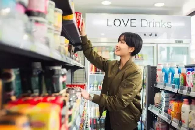 1000万开店十个月回本,无人便利店加盟前景