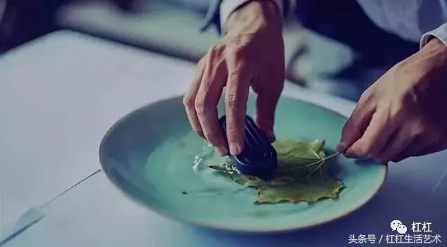 一人一花一世界一树一菩提,一花一世界一叶一菩提一人一颗心