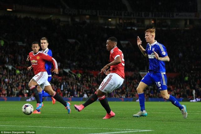 英国高尔夫公开赛冠军,2021英国公开赛冠军