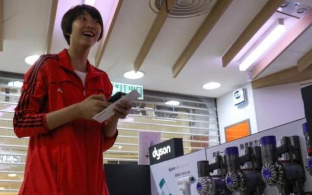 女排朱婷捐了多少钱,女排朱婷为武汉捐多少钱