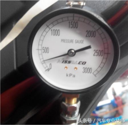 日产骐达发动机故障灯亮清洗阀体,日产机油故障灯图片