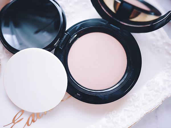 ysl女神粉底和ysl恒久粉底区别,雅诗兰黛沁水粉底和ysl恒久粉底液