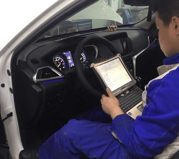 启辰t90刹车抖动是什么问题,启辰t90上不了坡