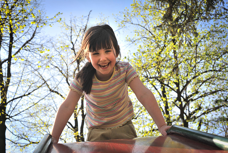 0-6岁儿童英语启蒙滑梯,游乐场滑梯小朋友