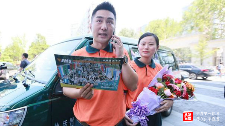 上周你错过的精彩直播｜辽宁舰离岗民众惜别、“抗打王”回乡“找打”追忆往事、南宁交警通宵查车……