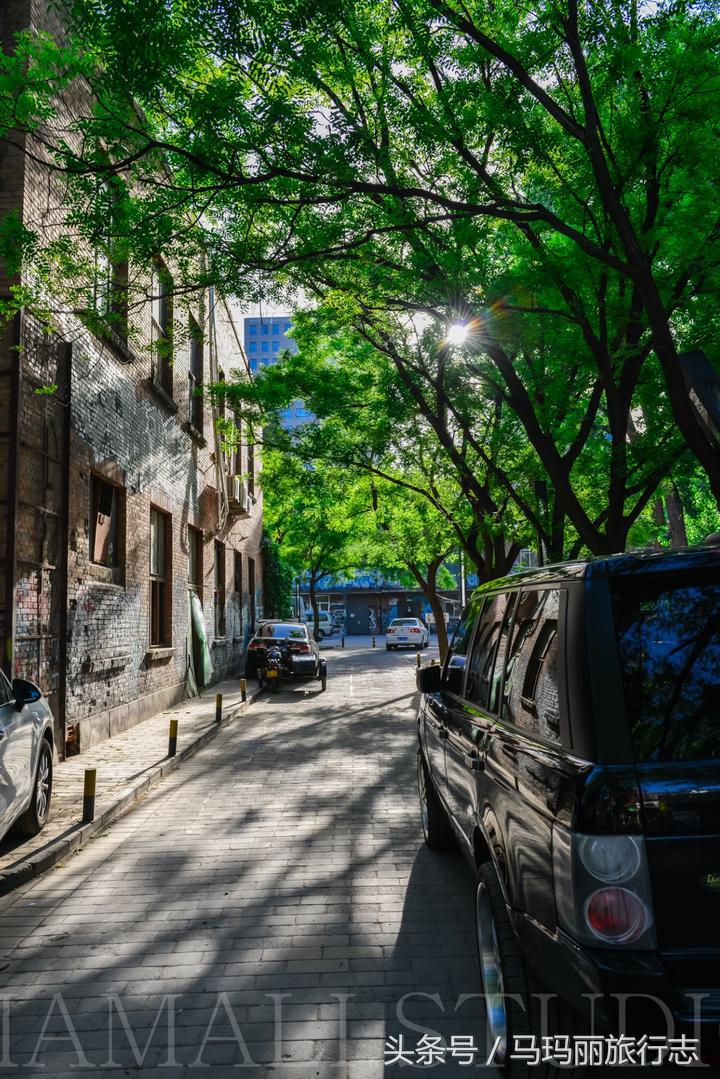 住赏气质喆啡，一辆复古老爷车把你接到咖啡馆的家