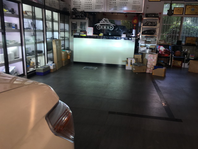 丰田12款卡罗拉改装大灯日行灯,丰田570大灯改装日行灯