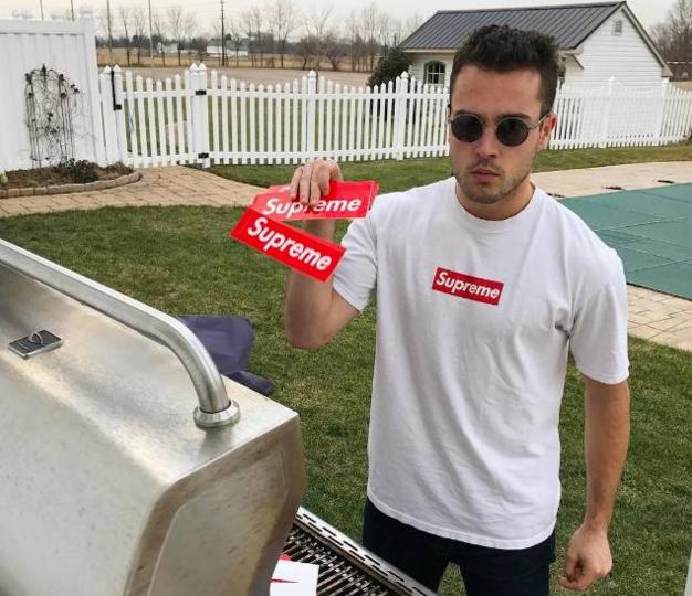 supreme的价格,supreme春夏值得买吗