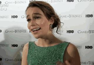 她在《权力的游戏》里一脱成名，却从此走上了实力派的光辉大道