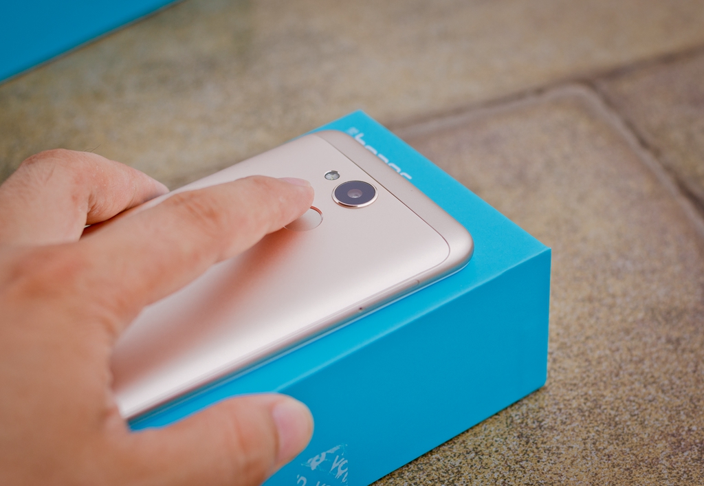 荣耀畅玩6a详解,不费流量而且还好玩的游戏推荐