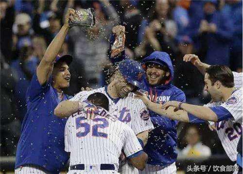 外国人怎么吃瓜子,中国人和外国人吃瓜子的区别