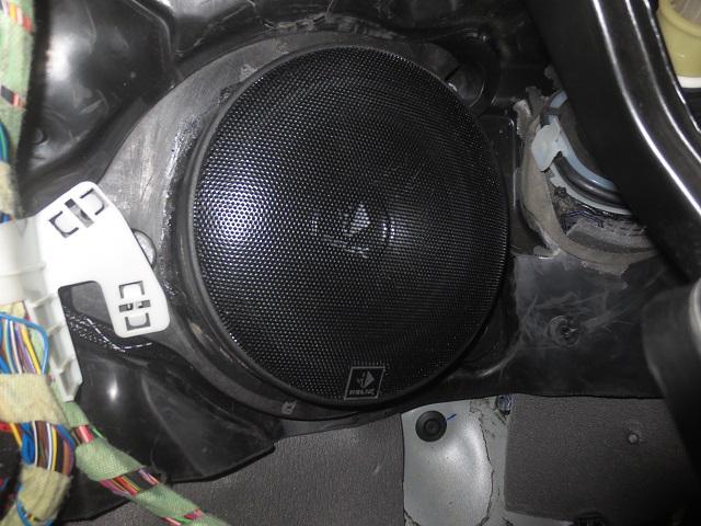 新款奔驰音响调节最佳效果大柏林,听听奔驰这车的音响效果