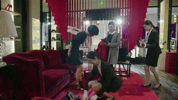 《我的前半生》罗子君项链,我的前半生罗子君有多少钱