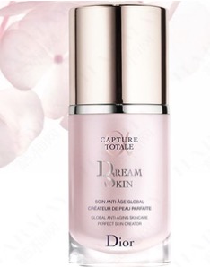 化妆妆前乳正确用法,化妆前涂的护肤品有效果吗