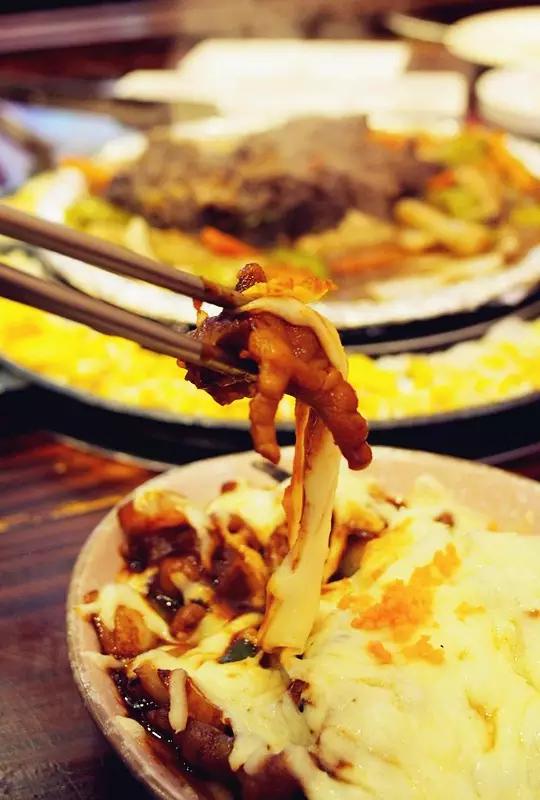 思密达最爱的“奖忠洞猪蹄”现身西湖道‼