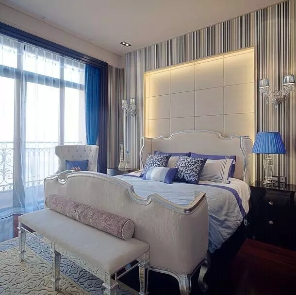 卧室很小床尾怎么设计,卧室床尾那面墙怎么设计