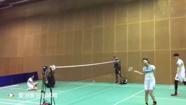 赵芸蕾和田卿对打,赵芸蕾对战眼镜侠完整视频