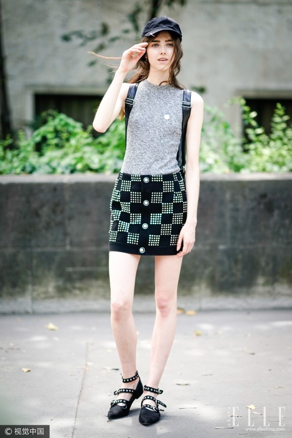 明星都在背什么帆布包,明星同款双肩包女现在最流行的