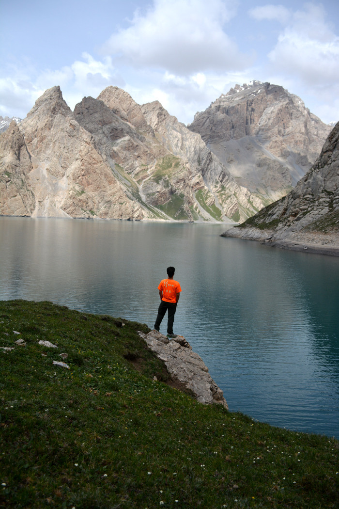 行者无疆-6月乌孙，漂洋过海为圣湖，翻山越岭因初心