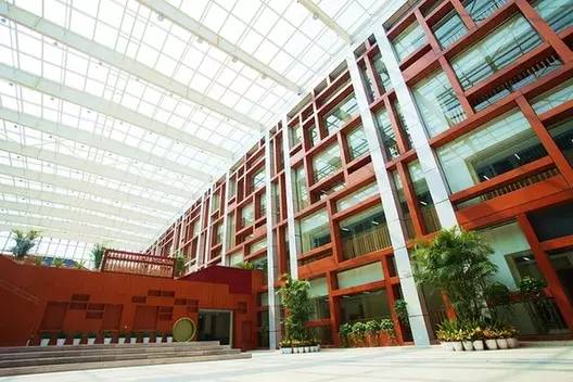 杭州最贵的学校一年多少钱,杭州顶级贵族学校