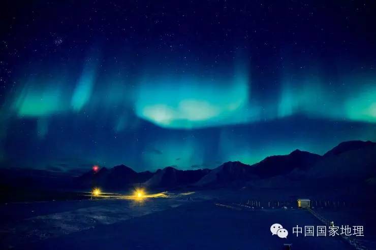 极光和星空相遇,极光和喜欢的人一起看最浪漫