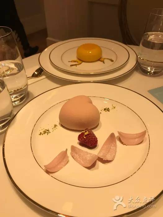 不要随便提甜品店，我怕克制不住拍照的欲望！