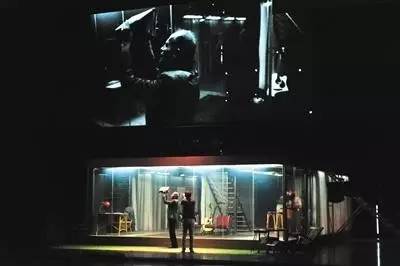 长达12小时的话剧《2666》,竟如此非凡