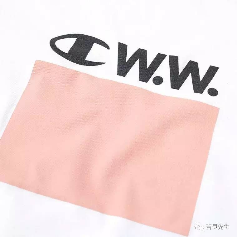 小众高级感白tee,白tee的30多种时髦穿搭