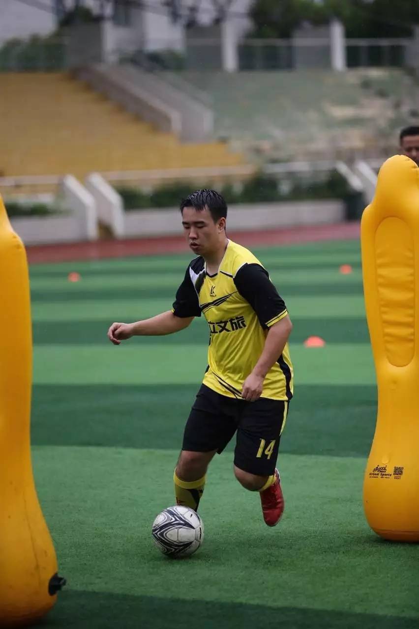 清华大学足球特长生读什么专业,踢足球上北大