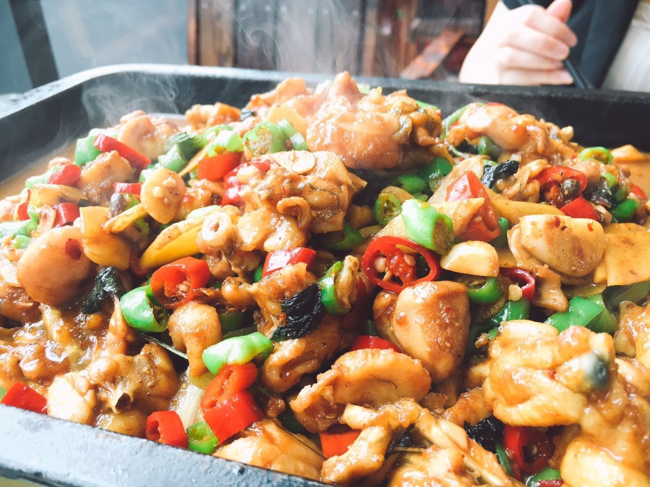 大城北要变市中心啦！私藏9万㎡逛吃玩新街区，平价日料、老百姓超市……足足102家，全家遛娃好去处