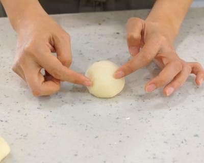 面包卷这样做非常好吃香酥软糯,如何做出松软不开裂的面包卷