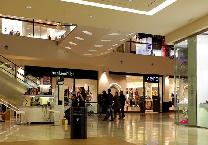 施华洛世奇在哪个国家买最便宜,星球购物店铺