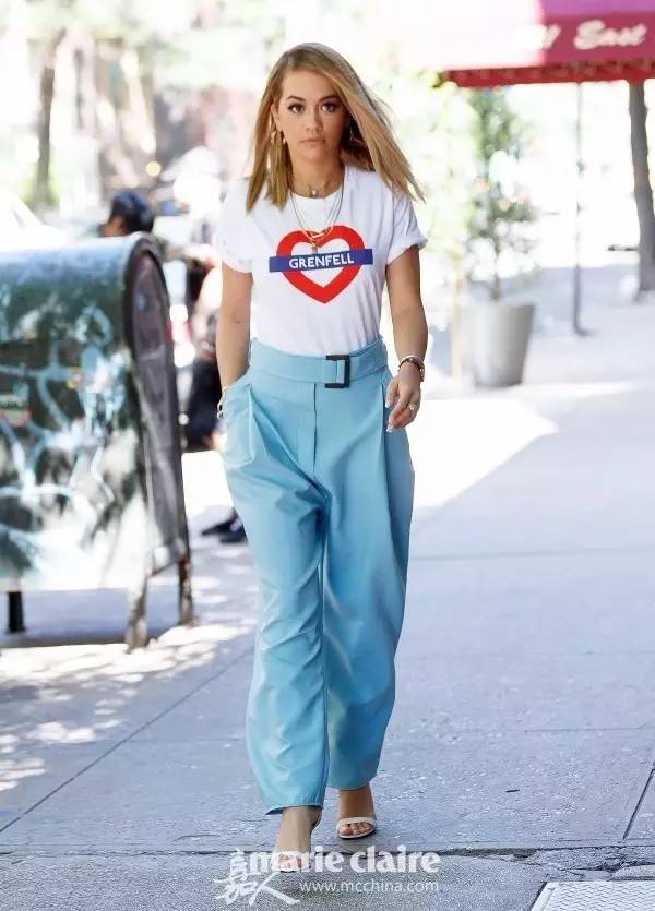 大幂幂的几款高级感穿搭分享,大幂幂的漂亮穿搭