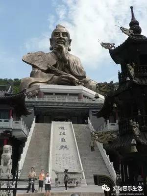 假如句容也有朋友圈，她的故事你一定猜不到……