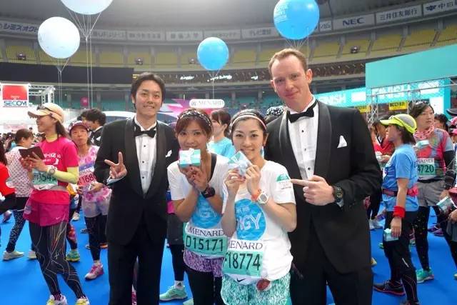 每个女孩都应该有一个tiffany,每个女人都想拥有一件蒂芙尼